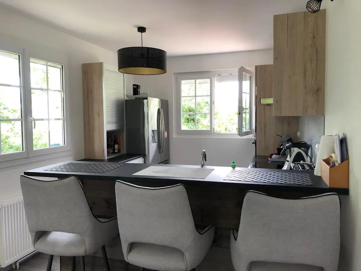 Maison De Lilie Villa Chindrieux 0*,